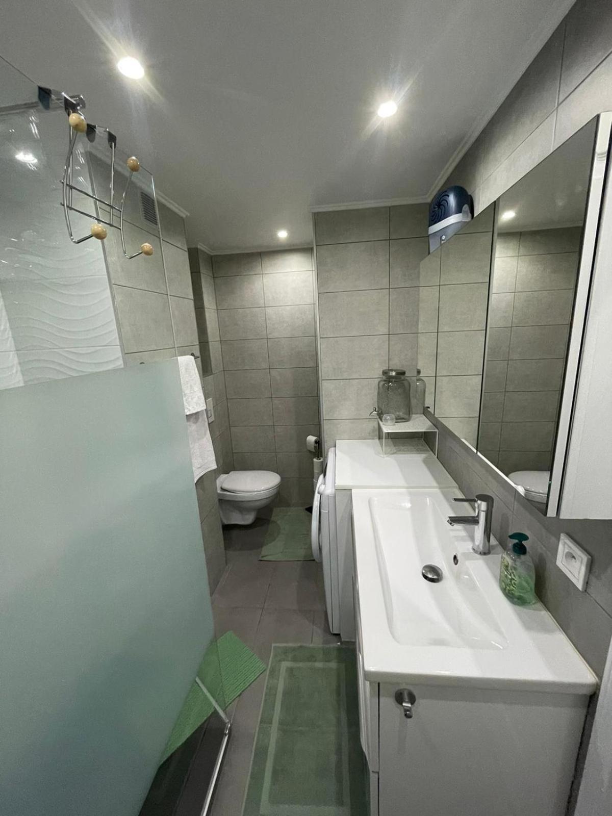 50M2 Climatise Proche Mer Nizza Exterior foto